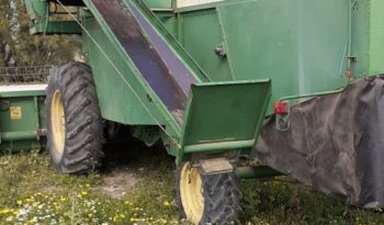 À vendre Moissonneuse batteuse sans cabine John Deere 1157 Bon état complet