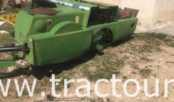 À vendre Presse à paille – Brissa John Deere 359 Bon état complet