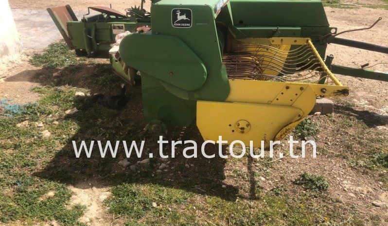 À vendre Presse à paille – Brissa John Deere 359 Bon état complet
