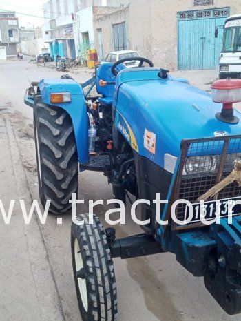 À vendre Tracteur avec matériels New Holland TT40 Neuf en excellent état complet