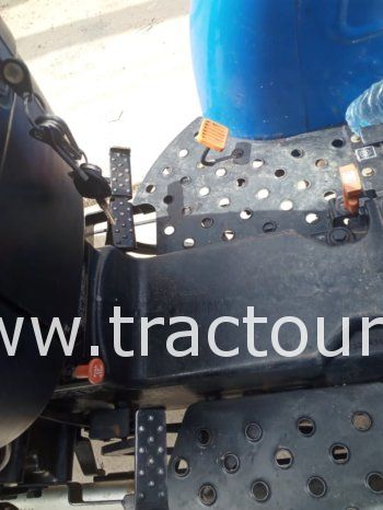 À vendre Tracteur avec matériels New Holland TT40 Neuf en excellent état complet