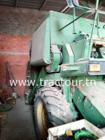 À vendre Moissonneuse batteuse sans cabine John Deere 955 Bon état complet