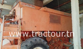 À vendre Moissonneuse batteuse sans cabine Laverda Someca M132 Bon état complet