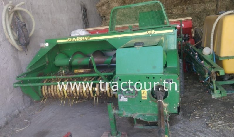 À vendre Presse à paille – Brissa John Deere 359 Neuf en excellent état complet