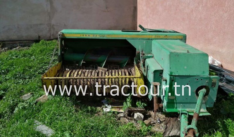 À vendre Presse à paille – Brissa John Deere 342 A Bon état complet
