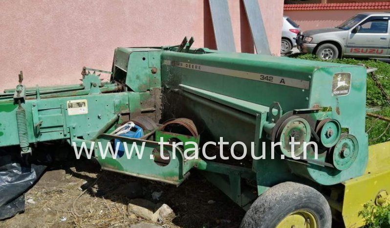 À vendre Presse à paille – Brissa John Deere 342 A Bon état complet