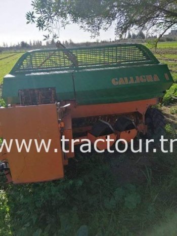 À vendre Presse à paille – Brissa Gallignani 3690 Bon état complet