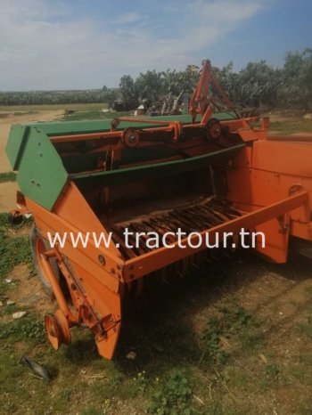 À vendre Presse à paille – Brissa Gallignani 3690 Bon état complet