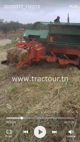 À vendre Presse à paille – Brissa Gallignani 3690 Bon état complet