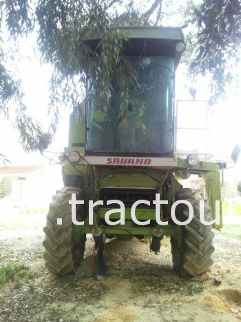 À vendre Moissonneuse batteuse avec cabine Claas Dominator 68s Bon état complet