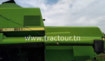 À vendre Moissonneuse batteuse avec cabine John Deere 1065 Bon état complet