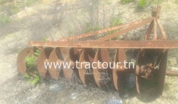 À vendre Tracteur avec matériels Case 990 David Brown Bon état complet