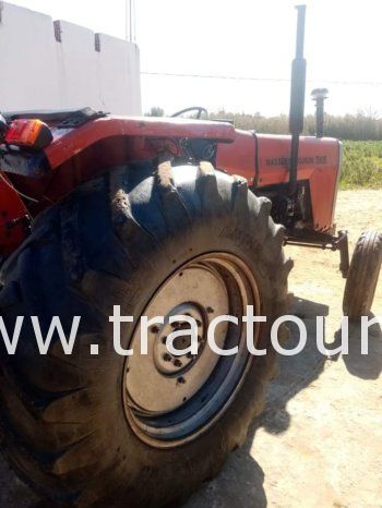 À vendre Tracteur Massey Ferguson 390 Bon état complet