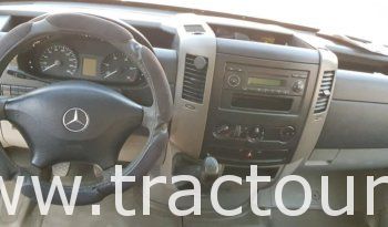 À vendre Camion fourgon Mercedes Sprinter 511 CDI Neuf en excellent état complet