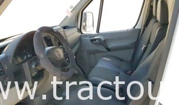 À vendre Camion fourgon Mercedes Sprinter 511 CDI Neuf en excellent état complet