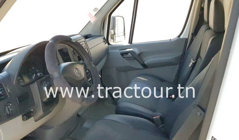 À vendre Camion fourgon Mercedes Sprinter 511 CDI Neuf en excellent état complet
