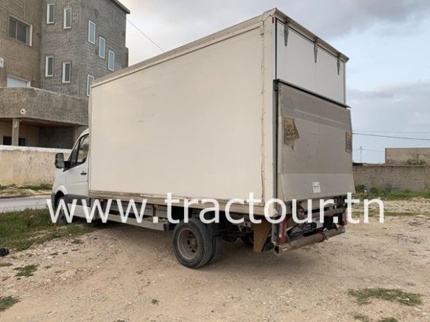 À vendre Camion fourgon Mercedes Sprinter 511 CDI Neuf en excellent état complet