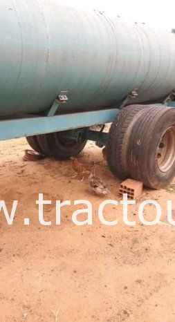 À vendre Semi remorque agricole citerne 7000 Litres complet