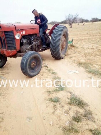 À vendre Tracteur – Bon état complet