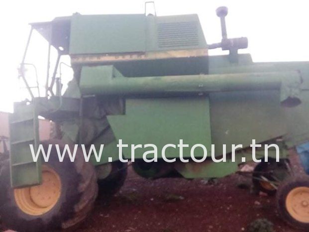 À vendre Moissonneuse batteuse sans cabine John Deere 965 Bon état complet