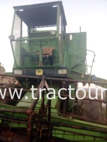 À vendre Moissonneuse batteuse sans cabine John Deere 965 Bon état complet