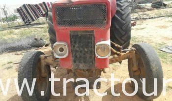 À vendre Tracteur Massey Ferguson 135 Bon état complet