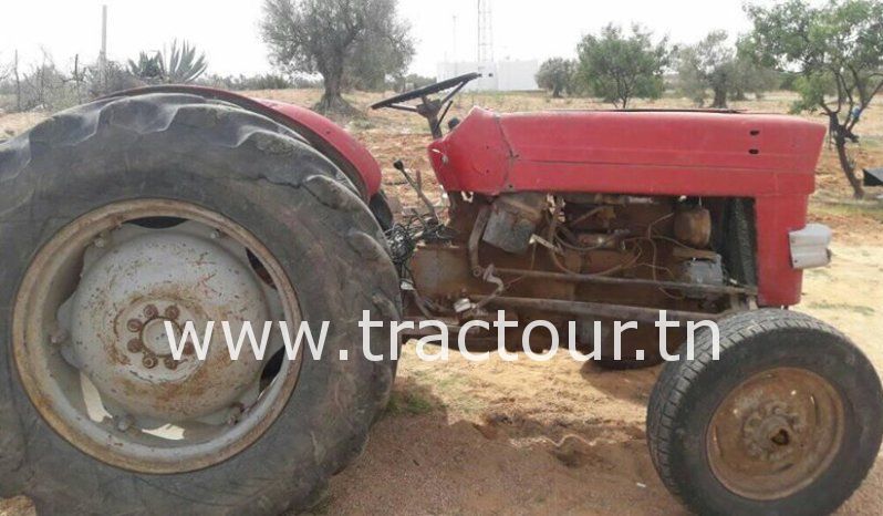 À vendre Tracteur Massey Ferguson 135 Bon état complet