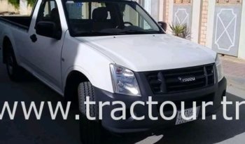 À vendre Camionnette 2 portes avec benne Isuzu D-max 2.5 TD Neuf en excellent état complet