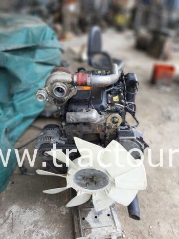 À vendre Moteur 4 cylindres Perkins Neuf en excellent état complet