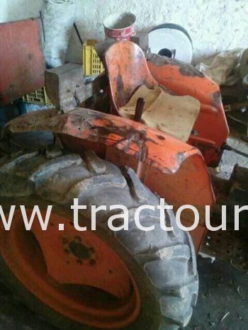 À vendre Micro-tracteur Kubota L185 DT Bon état complet