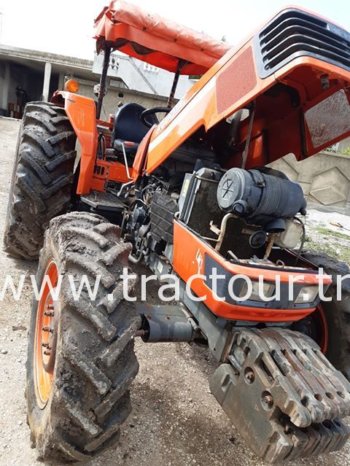 À vendre Tracteur Kubota M8200 Neuf en excellent état complet