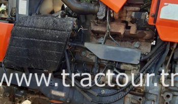 À vendre Tracteur Kubota M8200 Neuf en excellent état complet