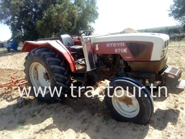 À vendre Tracteur Steyr 970 Bon état complet