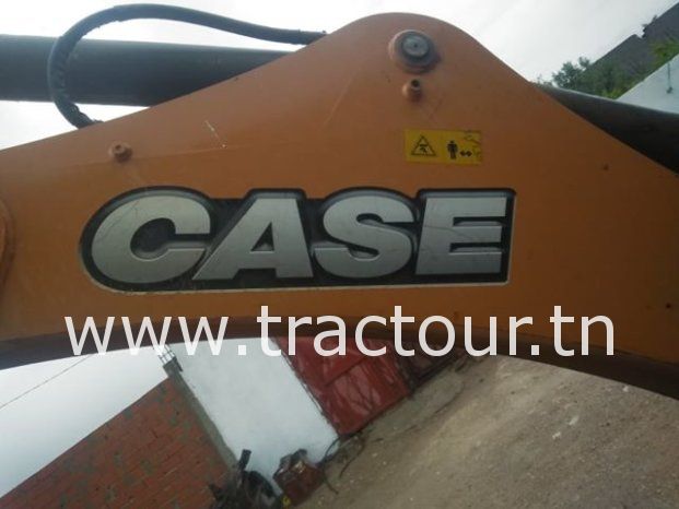 À vendre Tractopelle Case 570 T Neuf en excellent état complet