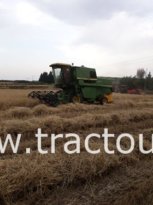À vendre Moissonneuse batteuse avec cabine John Deere 1065 complet