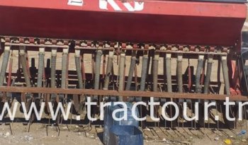À vendre Semoir conventionnel à dents Nardi Bon état complet