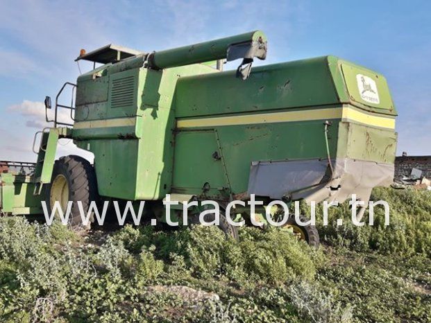 À vendre Moissonneuse batteuse sans cabine John Deere 1055 complet