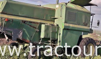 À vendre Moissonneuse batteuse sans cabine John Deere 1055 complet
