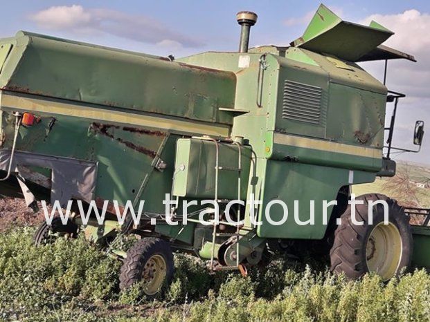 À vendre Moissonneuse batteuse sans cabine John Deere 1055 complet