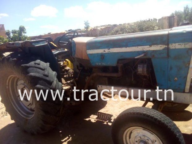 À vendre Tracteur Ebro 470 complet