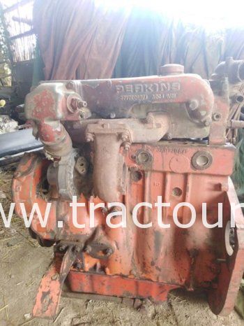 À vendre Moteur 4 cylindres Perkins complet