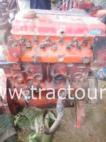 À vendre Moteur 4 cylindres Perkins complet