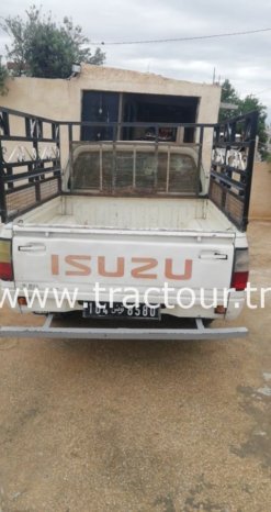 À vendre Pick-up 4×4 avec benne Isuzu Super Faster 2500 injection complet