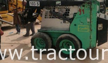 À vendre Chargeuse compacte avec moteur Kubota complet