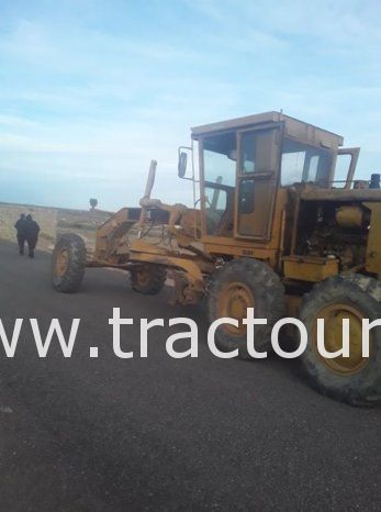 À vendre Niveleuse – Grader Caterpillar 12G complet