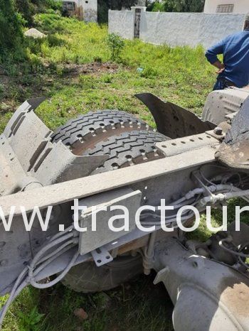 À vendre Tracteur routier Scania 124G 360 complet