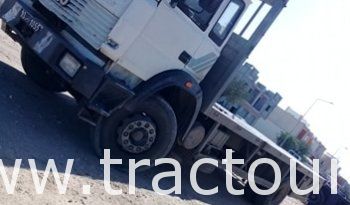 À vendre Camion plateau Iveco 190-26 complet