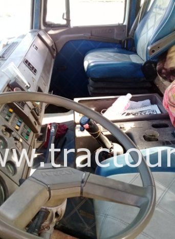 À vendre Camion plateau Iveco 190-26 complet
