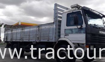 À vendre Camion plateau avec ridelles Scania 113H complet