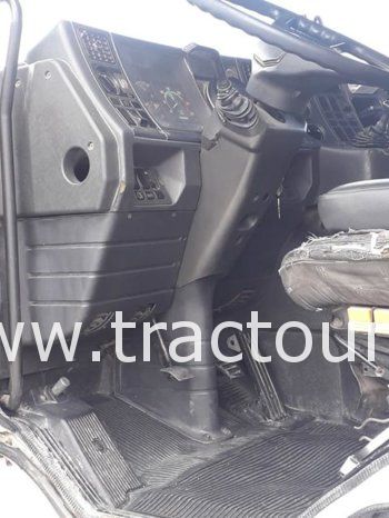 À vendre Camion plateau avec ridelles Scania 113H complet